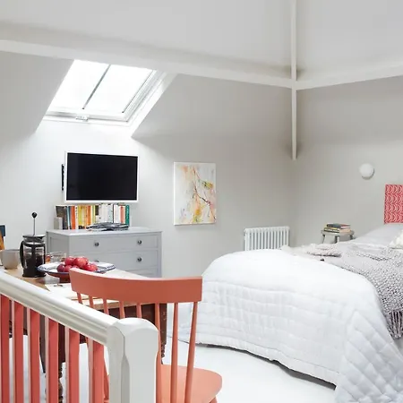 Stunning Studio Cntrl Totnes With Parking Exterior foto