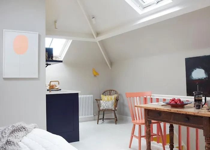 Stunning Studio Cntrl Totnes With Parking