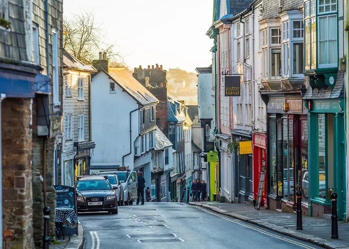 Stunning Studio Cntrl Totnes With Parking